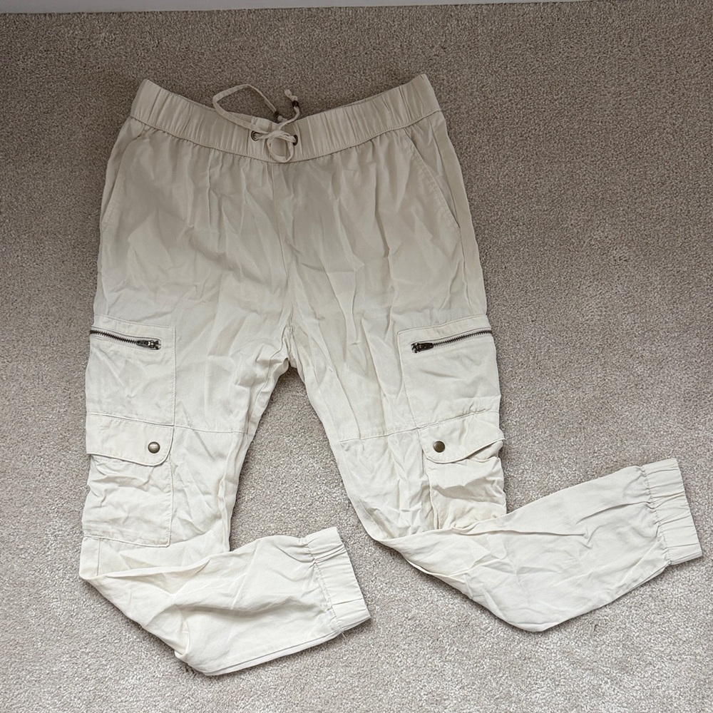 Banana Republic Beige Cargo Joggers